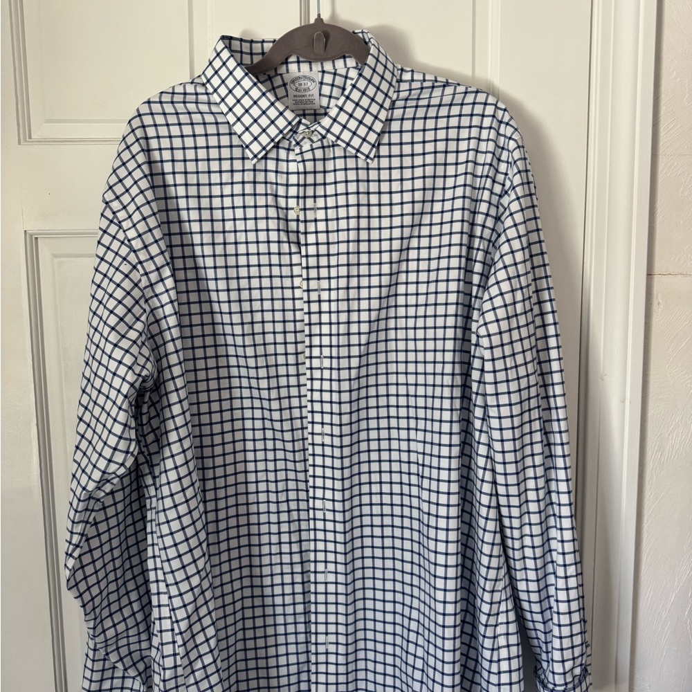 Brooks Brothers Men’s Dress Shirt, Regent Fit, Size 18-37
